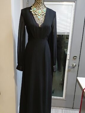 H&M Black Long Sleeve V-Neck Evening Gown